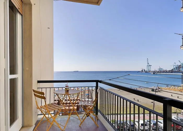 Riva Mare 2 * Vado Ligure