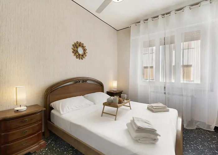 Riva Mare 2 * Vado Ligure